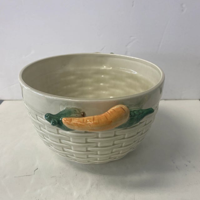 Great detail on this serving bowl with vegetable handles and a intricate basket weave design. Perfect for chic...