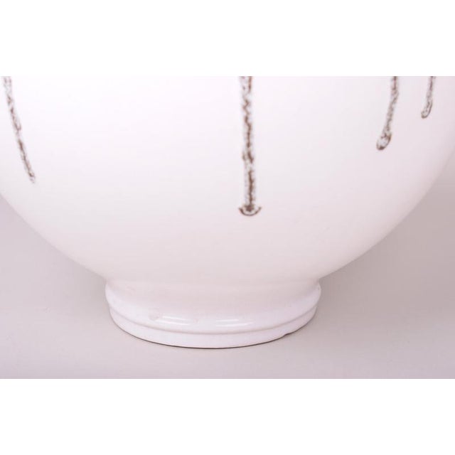 Mid-Century Ceramic Vase by Ditmar-Urbach, Czech, 1960s For Sale - Image 4 of 8