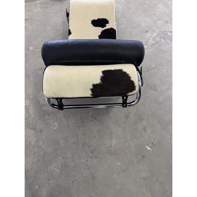 LC4 Chaise Longue in Fur by Le Corbusier for Cassina, 1970s For Sale - Image 6 of 18