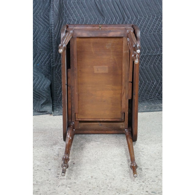 Vintage Imperial Sheraton Style Mahogany Drop Leaf Gateleg Pembroke Side Table For Sale - Image 16 of 18