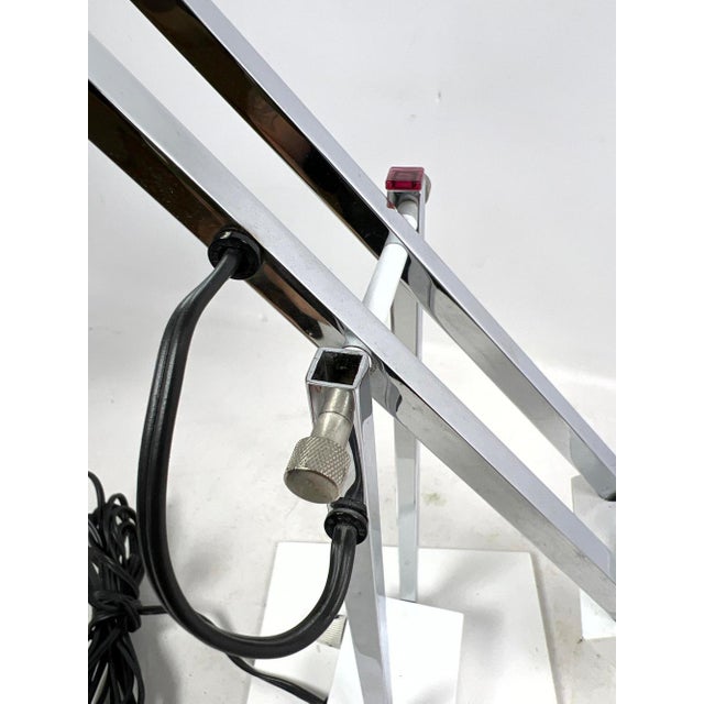 Metal 1970's Chrome and White Metal Minimalist Desk Lamp by Robert Sonneman For Sale - Image 7 of 11