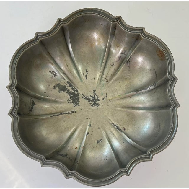 Mid Century Modern Rose International Etain French Pewter Scalloped Lobed Metal Bowl, France For Sale - Image 9 of 13