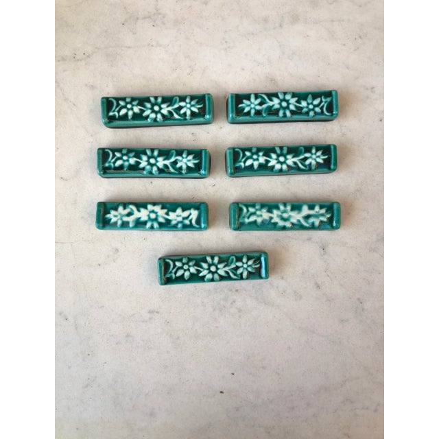 1950s Set of 7 Green Majolica Edelweiss Knife Rests Vallauris, Circa 1950 For Sale - Image 5 of 5