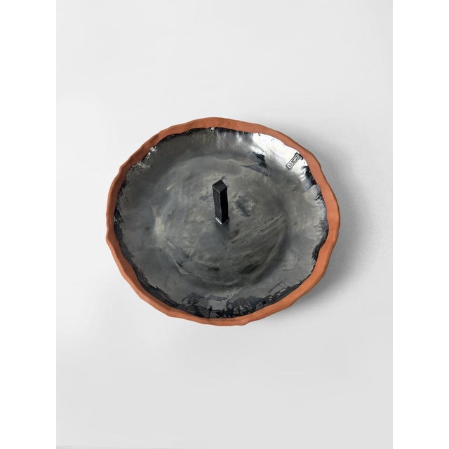 Carefully handmade serving dish, glazed, food safe Dimensions: - Dish: 34x10cm The Terra & Metal collection explores the...