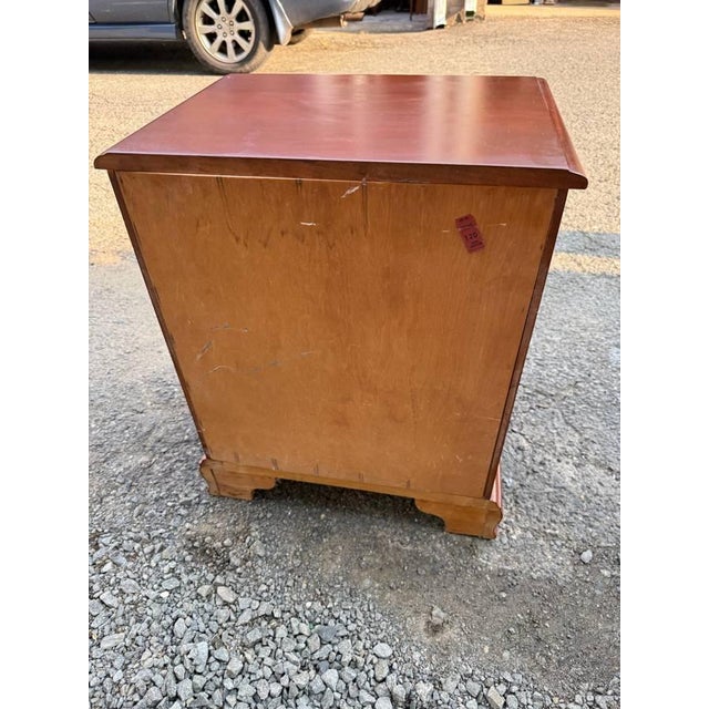 Pair of Vintage Georgian Style Cherry Wood 3 Drawer Nightstands or Bedside Tables For Sale - Image 11 of 14