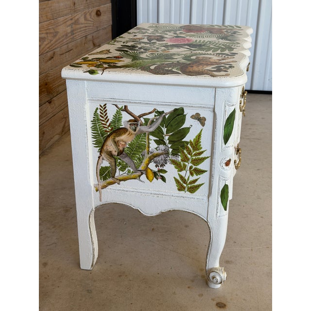 Mid 20th Century Vintage Baker Furniture Custom Painted Tropical Decoupage Appliqué Chest For Sale - Image 5 of 12