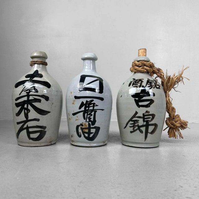 Japanese Sake Jars, 1930s, Set of 3 For Sale - Image 4 of 12