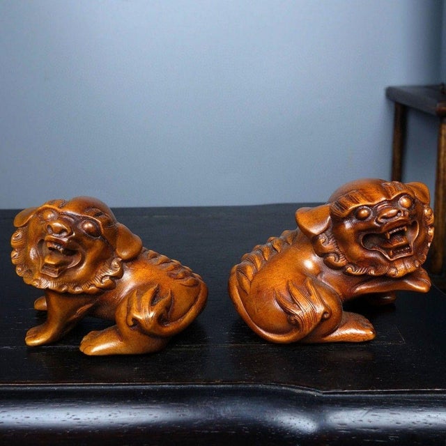 Mid 20th Century Pair of Vintage Boxwood Guardian Lion Carvings – 2.8" Foo Dog Hand Pieces For Sale - Image 5 of 9