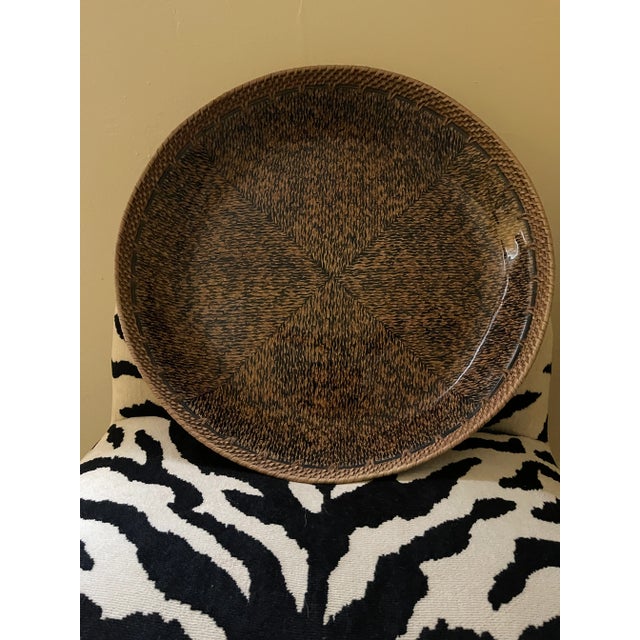 Contemporary Large Bowl With Palm Tree Leaves and Clear Lacquer Finish on Top For Sale In Los Angeles - Image 6 of 12