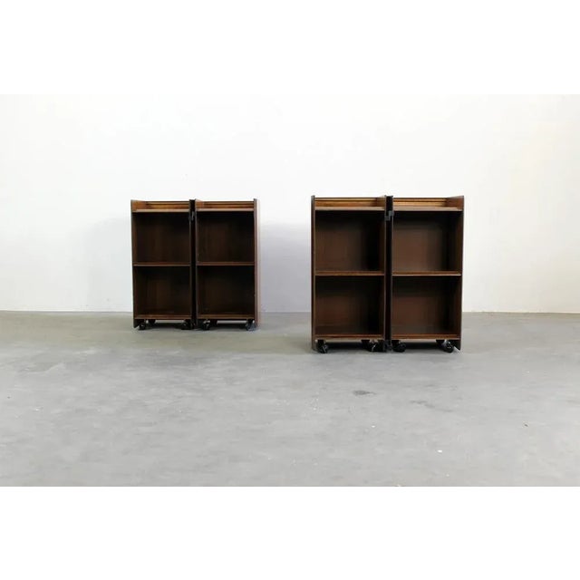 1970s Nightstands in Walnut by by Tobia & Afra Scarpa for Maxalto, Italy, 1970s, Set of 2 For Sale - Image 5 of 7