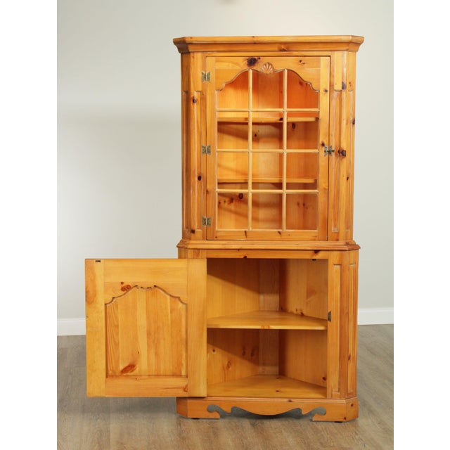 Thomasville Country French Style Vintage Pine Corner Chairish
