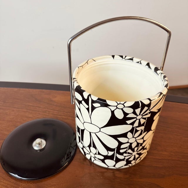 Mid-Century Modern Mod Flower Pattern Black and White Ice Bucket For Sale - Image 3 of 3