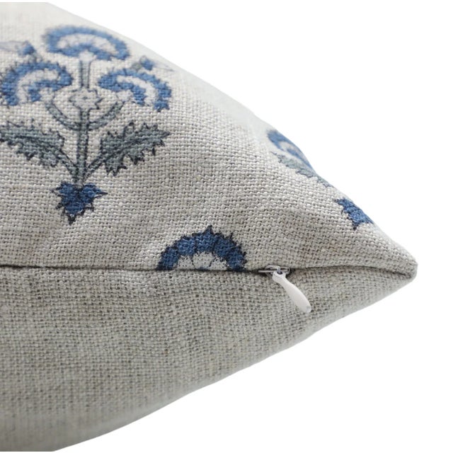 Fabdivine Floral Home Decor Cushion Cover 14x14 Inch - Traffic Light For Sale - Image 4 of 8