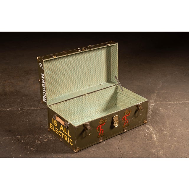 Industrial Vintage MP&L Reddy Kilowatt Electric Utility Advertising Chest For Sale - Image 3 of 7
