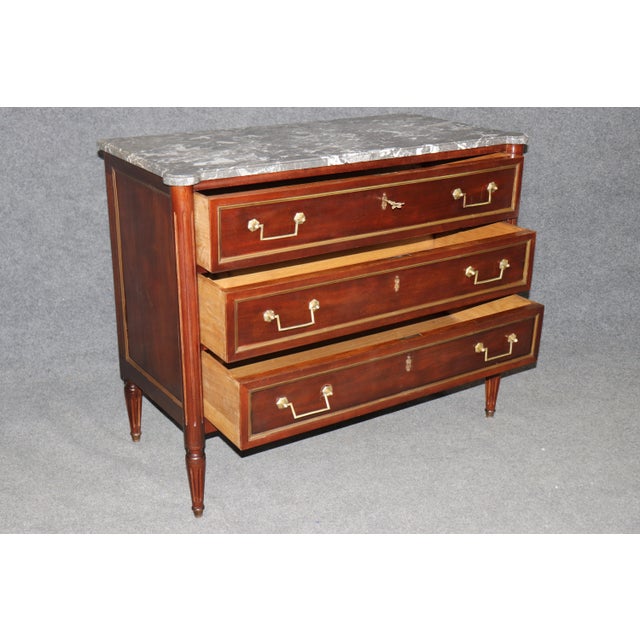 French Antique French Louis XVI Style Brass Mounted Marble Top Commode For Sale - Image 3 of 15