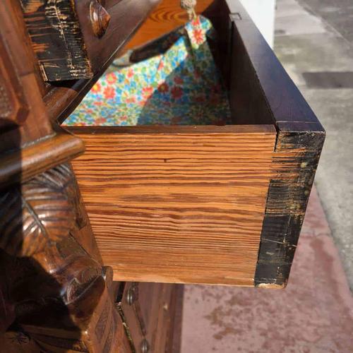 Antique Chest of Drawers with Four Drawers For Sale - Image 11 of 18