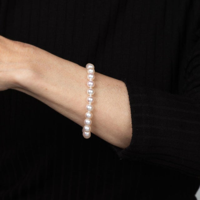 Mid 20th Century Mid 20th Century Tiffany & Co 7.5mm Pearl Bracelet Signature 18k White Gold X Clasp Estate For Sale - Image 5 of 6