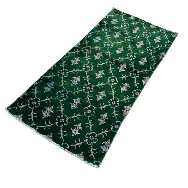 Turkish Hand-Knotted Kayseri Rug For Sale - Image 10 of 11