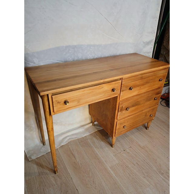 "Offered is a stunning, beautifully proportioned Mid-Century Modern asymmetric writing desk from the celebrated 'Roomates'...