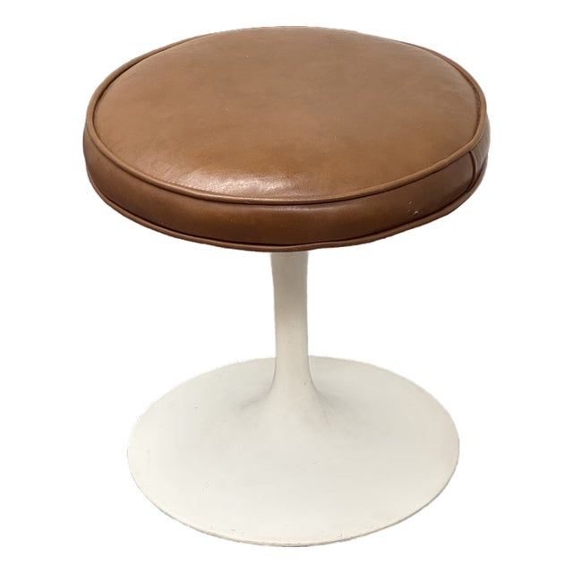Eero Saarinen Tulip Stool, Mid 20th Century. For Sale