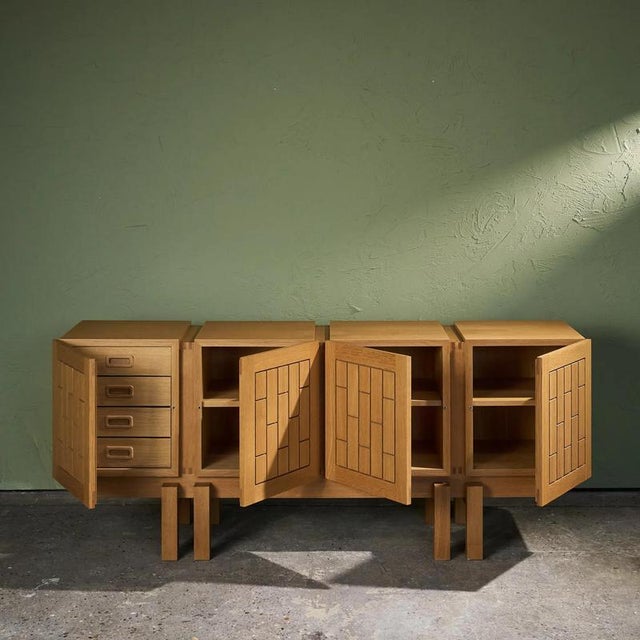 Brutalist Sideboard with Geometric Details in Oak, France, 1980s For Sale - Image 16 of 17