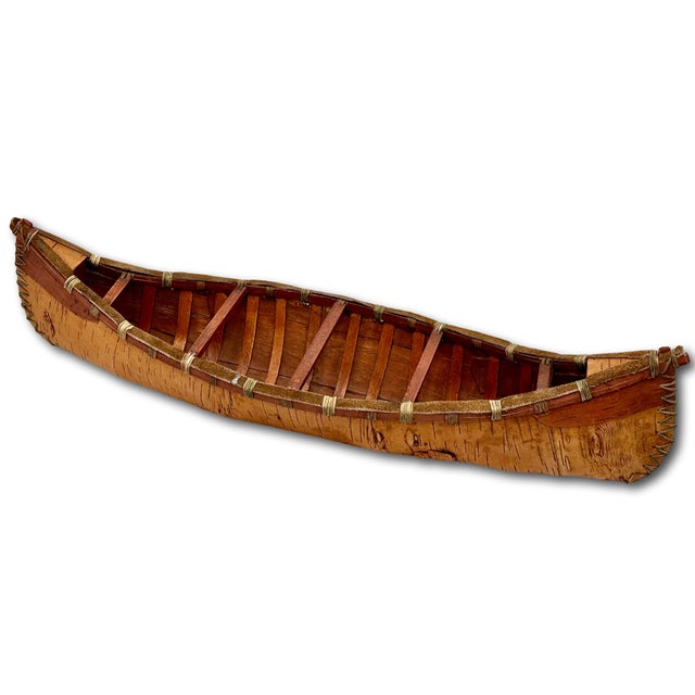 Figurative Vintage Very Nicely Completely Hand Made Northeastern Maine Indian Style Birch Bark Canoe Model - Replica - 23 Inches Long For Sale - Image 3 of 18