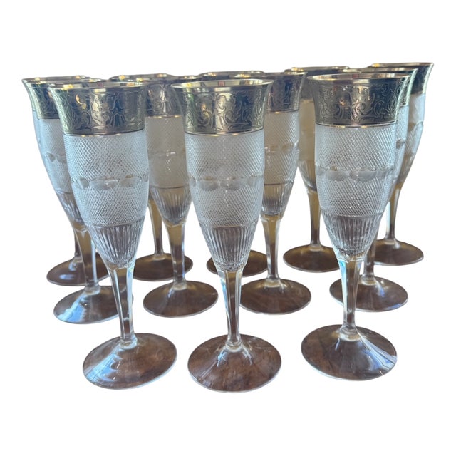 Crystal Splendid Champagne Flutes with 24K Gold Rim from Moser, 1940s, Set of 12 For Sale