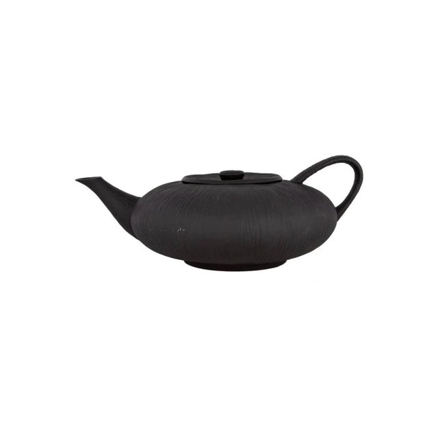 MICHAEL ARAM "Africana Collection" Teapot Matte black porcelain An elegant matte black porcelain piece from the Africana...