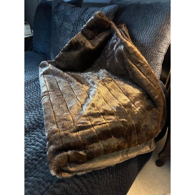 Faux Fur Throw For Sale In Chicago - Image 6 of 6