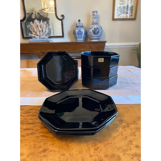 1980’s Arcoroc Octime Black Octagon Bowls and Plates Set- 10 Pieces For Sale - Image 9 of 9