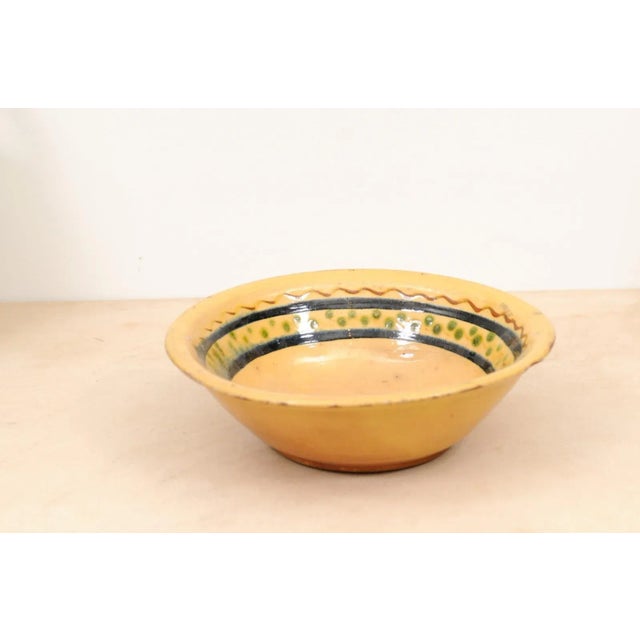 Yellow French 19th Century Bowl from the Poterie Hertz of Annecy, with Yellow Glaze For Sale - Image 8 of 12