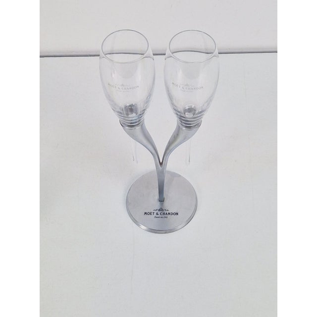 Crystal Champagne Flutes in Holder by Philippe Di Meo for Moët & Chandon, 1980s, Set of 2 For Sale - Image 3 of 14
