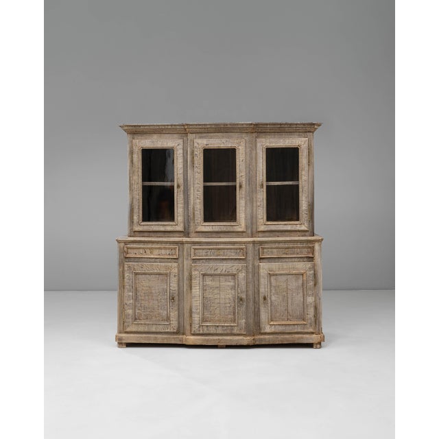 1890s French Provincial Oak Vitrine For Sale - Image 16 of 18