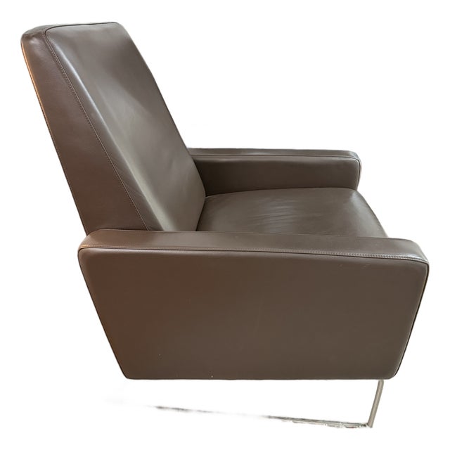 Attributed Jeffrey Bernett for Design Within Reach Leather Flight Recliner in Stout Soft Brown Leather For Sale