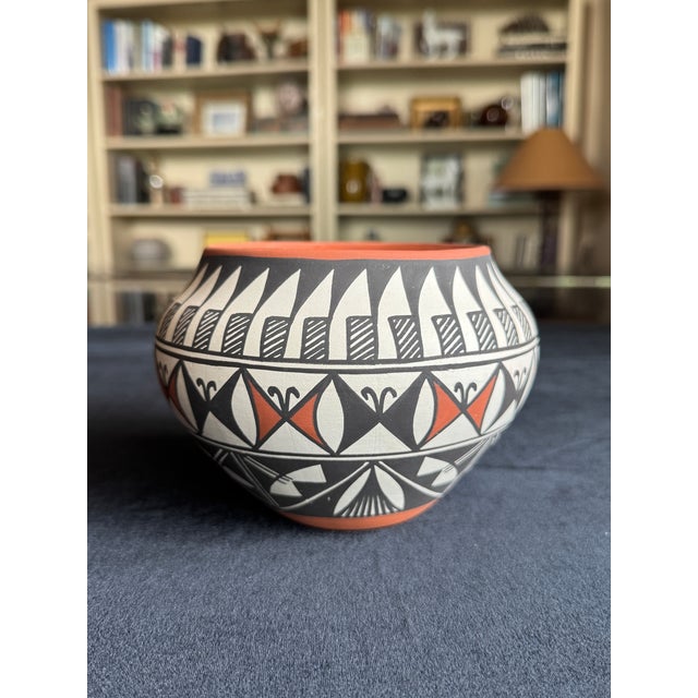 Native American Roberta Howeya Trujillo Acoma Pueblo Polychrome Olla For Sale - Image 3 of 8