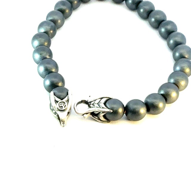 1990s David Yurman Hematite Prayer Beads Bracelet 8" 8 mm Sterling Silver Estate For Sale In New York - Image 6 of 6