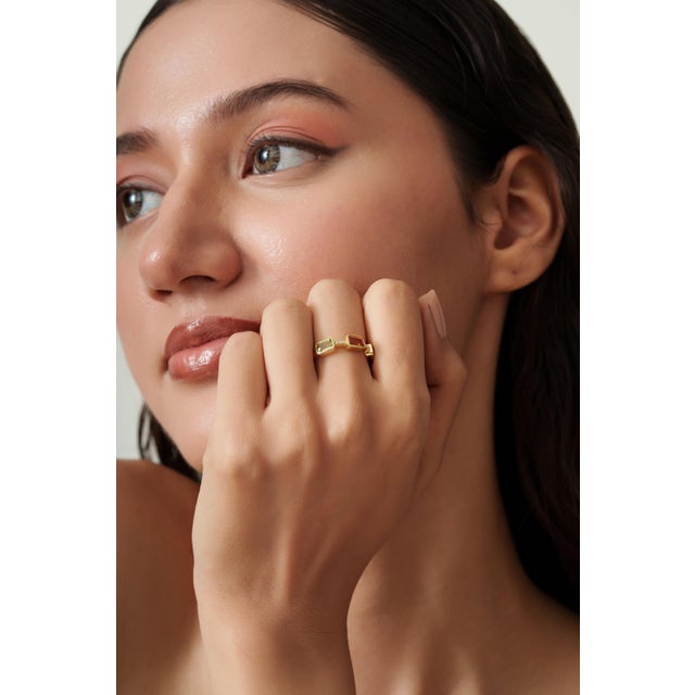 1.92ct Emerald Cut Multi Sapphire & Diamond Three Stone Ring in 14k Yellow Gold Size 6.5 For Sale In New York - Image 6 of 15