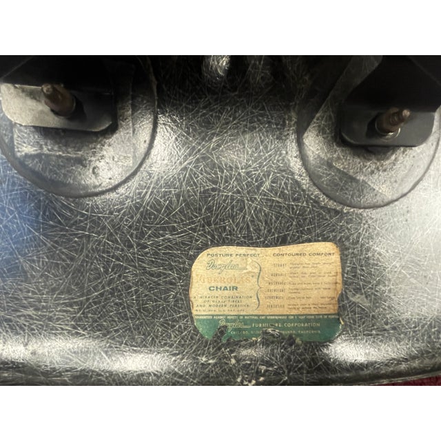 Pair of Vintage Mid-Century Modern Douglas Fiberglass Chairs 1960 For Sale - Image 12 of 12