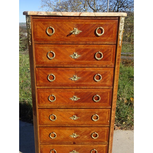 Louis XVI Marquetry Chest of Drawers in Wood with Bronze and Marble For Sale - Image 3 of 18