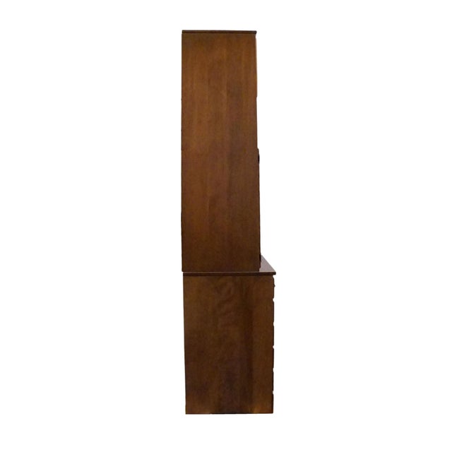 Ethan Allen Rare Heirloom Nutmeg Maple CRP Custom Room Plan 30" Shutter Door Radio Cabinet W. HiFi Turntable 10-4510p / 10-4039 For Sale - Image 16 of 18