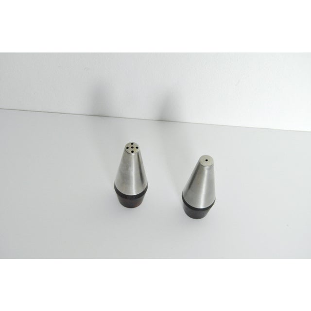 1960s Danish Modern Rosewood and Stainless Steel Salt and Pepper Shakers, 1960s, Set of 4 For Sale - Image 5 of 12