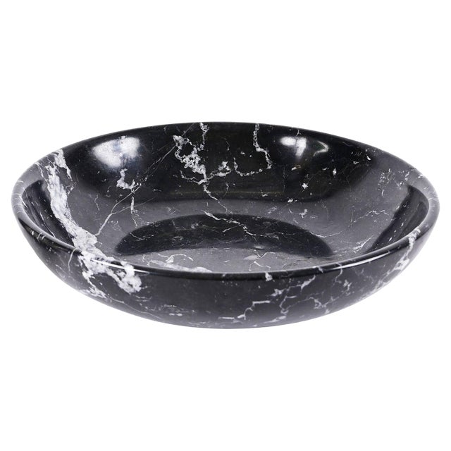 Mid-Century Italian Black Marble with White Grains Round Bowl, 1950s For Sale