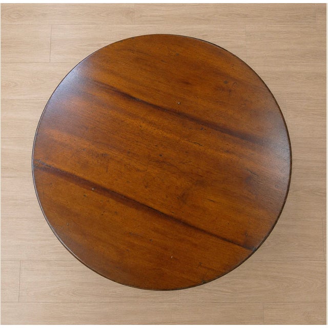 Vintage round oak pedestal or accent table. This type of table is a vintage Regency or Federal style pedestal table,...