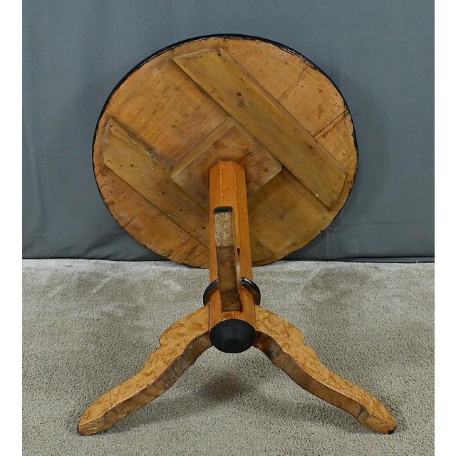 19th Century Napoleon III Speckled Maple Pedestal Table For Sale - Image 10 of 11