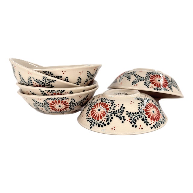 Asian Modern Bat Trang Vietnam Multipurpose Ceramic Bowls Hand Painted in Red & Blue Floral Motif - Set of 6 For Sale