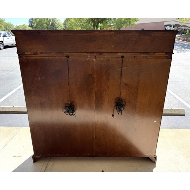2000 - 2009 Pennsylvania House Courtland Manor Two-Door Bookcase For Sale - Image 5 of 18