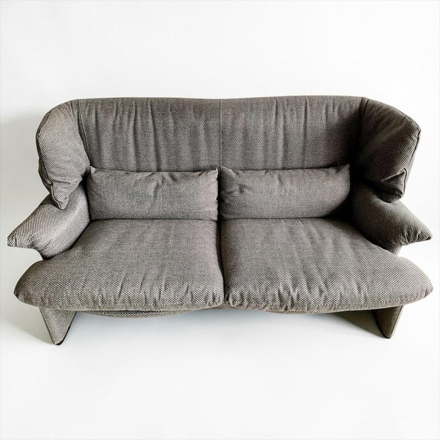 Cassina Vintage Sofa by Vico Magistretti for Cassina, 1980s For Sale - Image 4 of 18