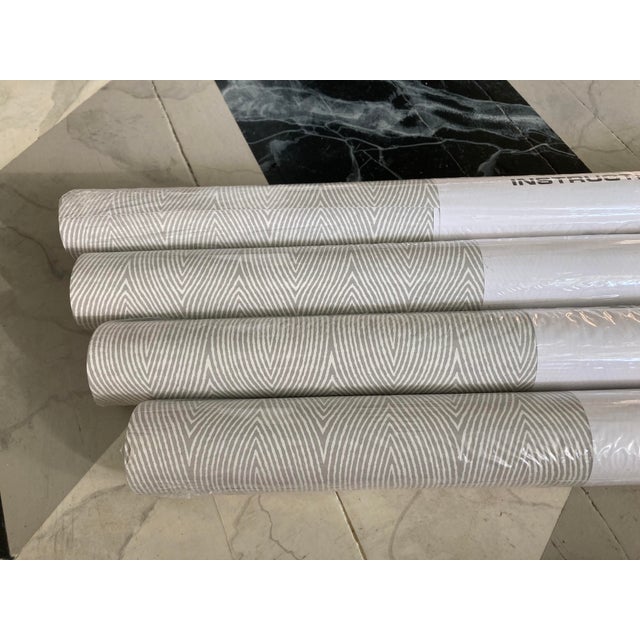 Schumacher Bark 5007591 Fog Wallpaper From Drawn From Nature Collection - Set of 4 Double Rolls For Sale - Image 13 of 15