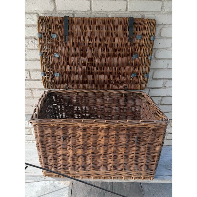 1930s English Travel Trunk With Galvanized Steel Hardware For Sale - Image 4 of 7