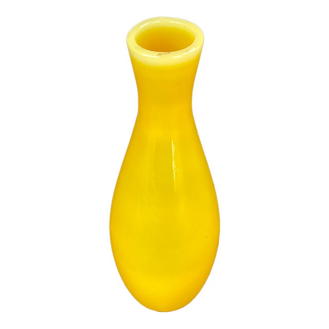 1950s Empoli Italian Handblown Transparent Lemon Yellow & Lite Yellow Rim Glass Bud Vase ~ 6.1"h For Sale